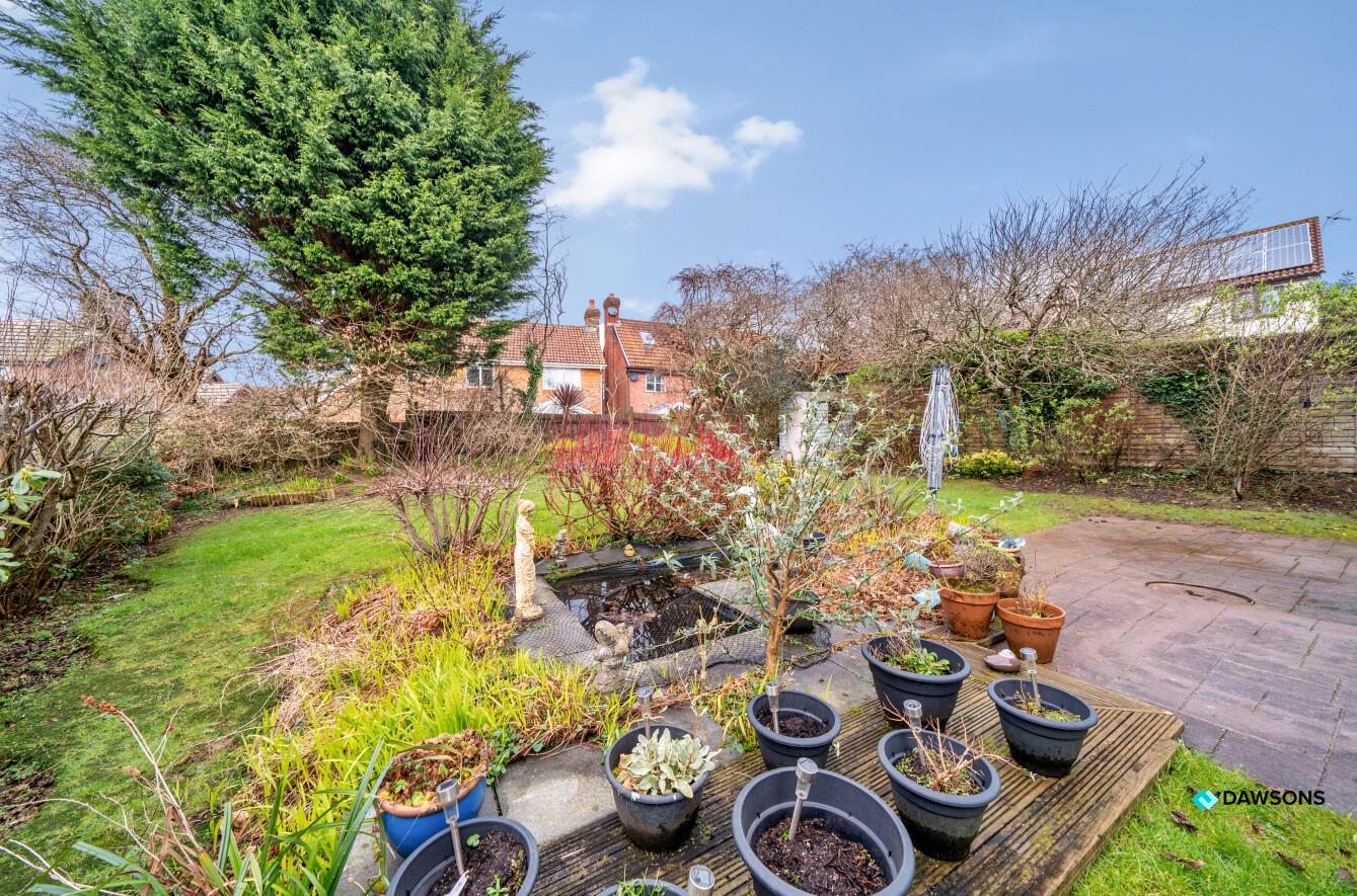 Dawlish Close, Newton, Swansea, SA3 4UT